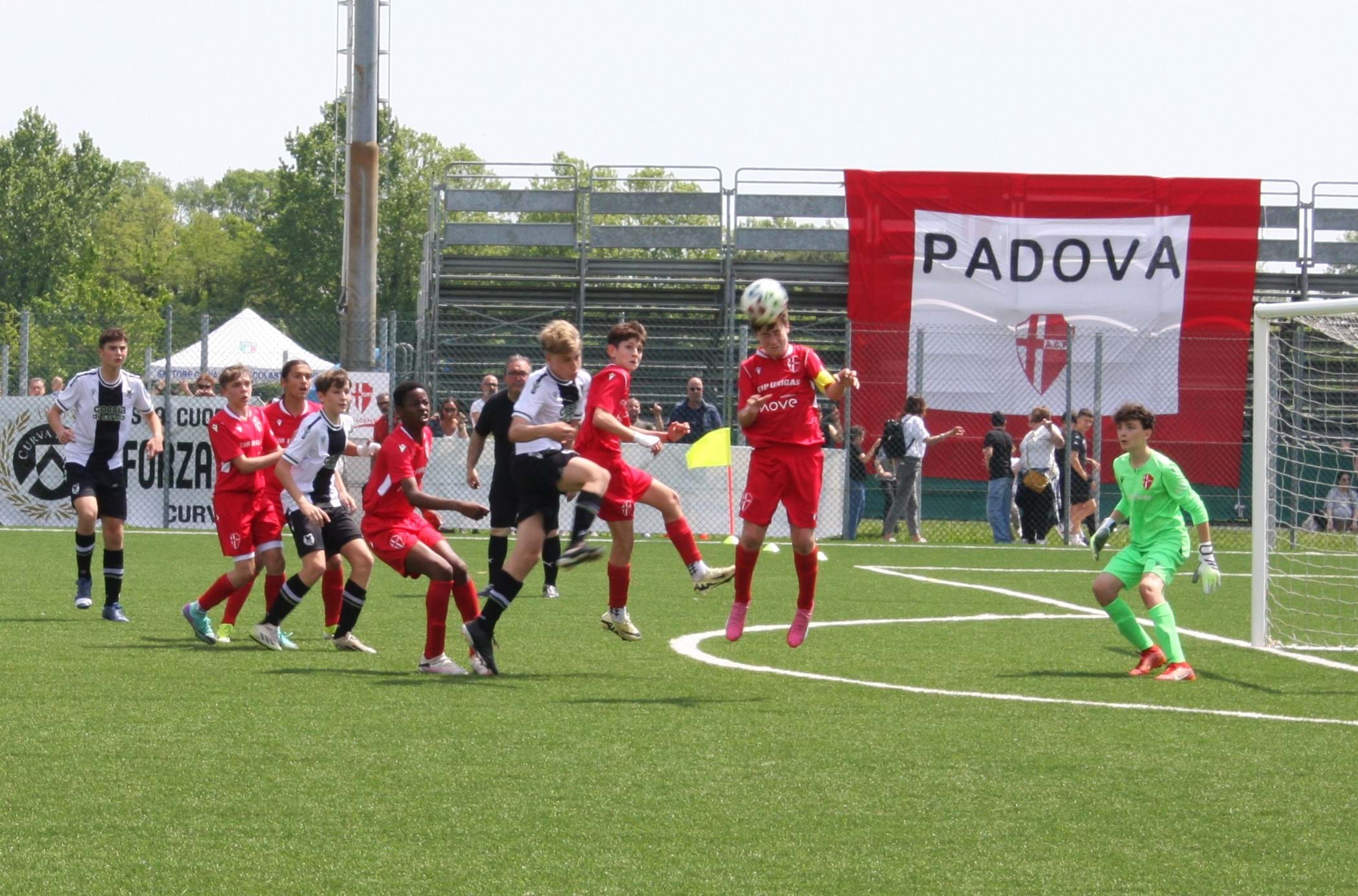 Under 13 Pro, il Parma festeggia l'accesso alla fase nazionale. Nell'Under 13 Fair Play Elite esultano i toscani del Tau Altopascio