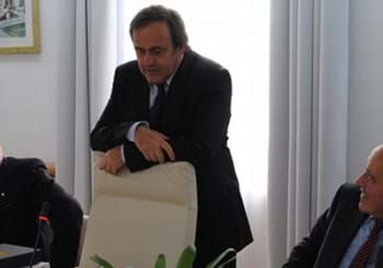 Platini a Roma, premiato dalla Lnd: “Dilettantismo motore del calcio”