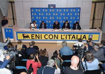 Eni si colora d’azzurro: il cane a sei zampe top sponsor delle 17 nazionali della FIGC