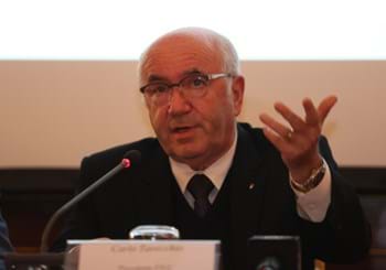 Tavecchio incontra Pizzarotti: “Predisposto un piano per far giocare il Parma domenica”