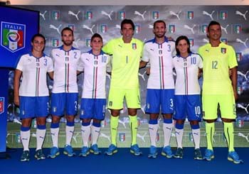 Presentata al 'Franchi' la nuova maglia away della Nazionale: domani l’esordio