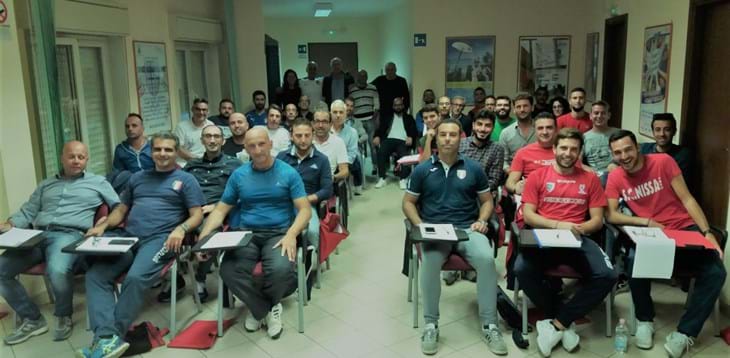 Corso per “Allenatore di Giovani Calciatori - Uefa Grassroots C Licenze”
