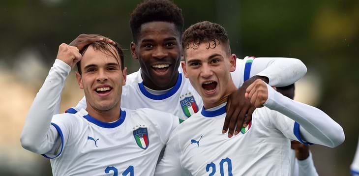 Brilliant Italy side beat Slovakia 3-0 to finish top of the group