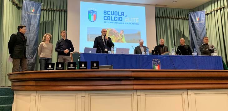 I protagonisti di LAB incontrano le scuole calcio Élite