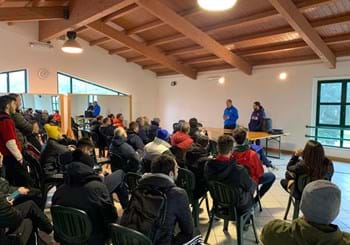 CORSI INFORMATIVI “GRASSROOTS LIVELLO E” PER ASPIRANTI “DIRIGENTI ATTIVITÀ DI BASE”, OPERANTI NELLE SCUOLE DI CALCIO