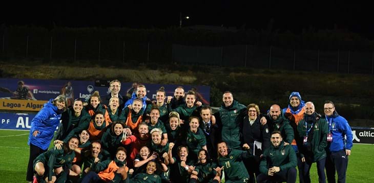 Italy brush New Zealand aside to qualify for the final of the Algarve Cup