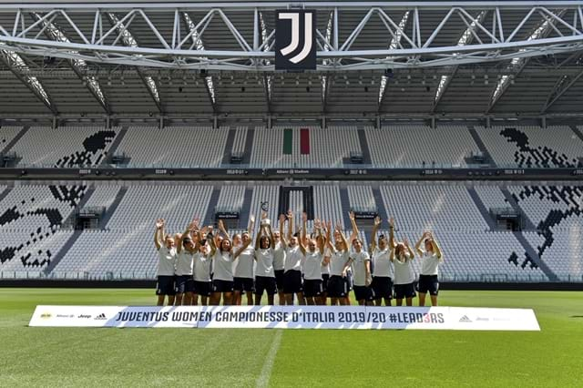 fotocopertina-juve.jpg?mode=pad&rnd=1331