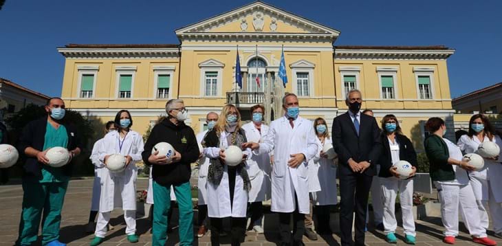 Gravina in visita all’Ospedale Spallanzani di Roma: “Il mondo del calcio vi è grato”