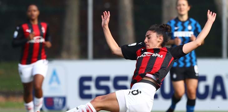 Gli ultimi 90’ prima della sosta: il via con Florentia-Sassuolo, domenica Inter-Milan, Juve e Napoli chiudono il turno