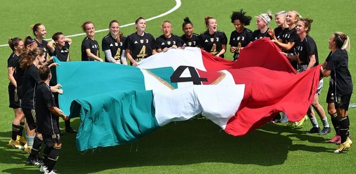 Napoli e San Marino, sfida a distanza per la salvezza. A Vinovo la premiazione per il 4° titolo della Juve