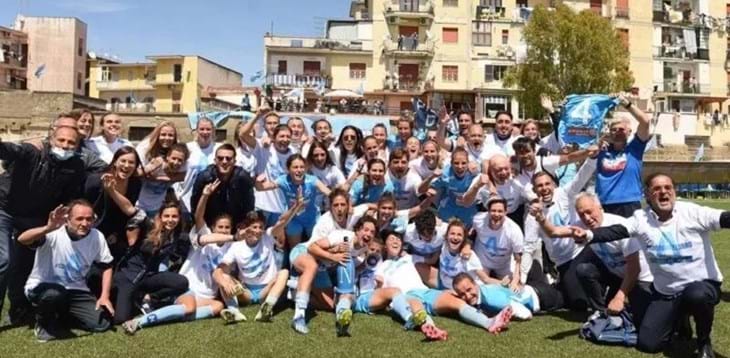Il Napoli fa 2-2 con la Roma e festeggia la salvezza, San Marino in Serie B con la Pink Bari