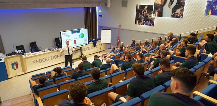 Refereeing guidelines: Roberto Rosetti talks to the Azzurri at Coverciano