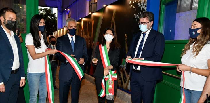 Inaugurata ‘Casa Azzurri’, il concerto dei Negramaro fa da colonna sonora alla prima serata