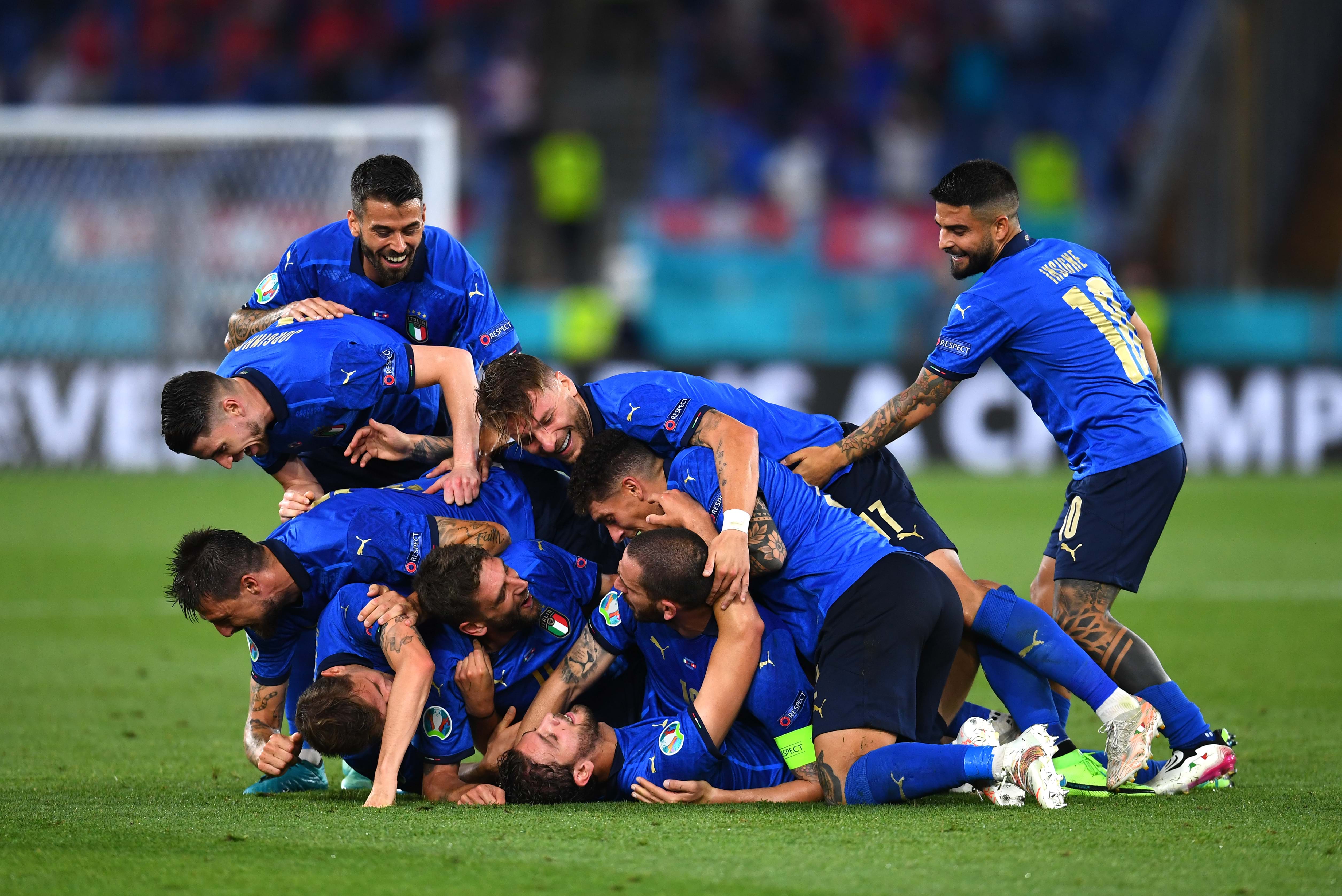 Чемпионат италии премьера. Италия евро 2020. Англия Италия финал евро 2020. Сборная Италии по футболу 2021. Сборная Италии 2020.