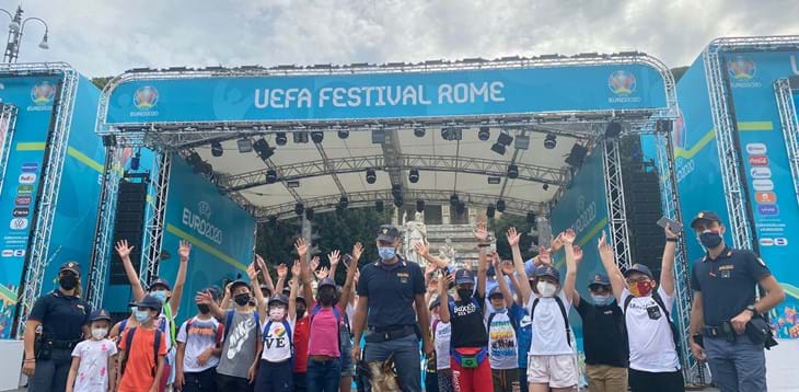 Football Village, le squadre cinofile della Polizia di Stato in Piazza del Popolo per una prova dimostrativa