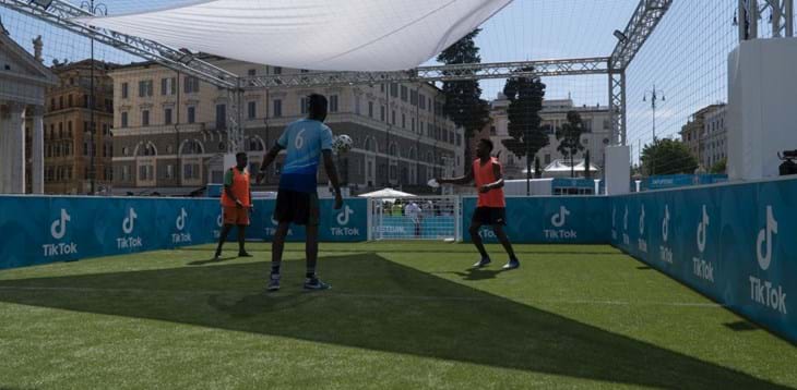 Football Village, prima di Italia-Galles il derby tra Roma Cares e Fondazione Lazio contro la violenza