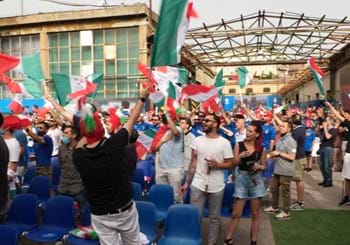 Casa Azzurri: i tifosi in festa per Italia-Galles 1-0