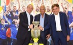 Gravina visits Poste Italiane: “Italy are the Champions of Europe thanks to group unity”