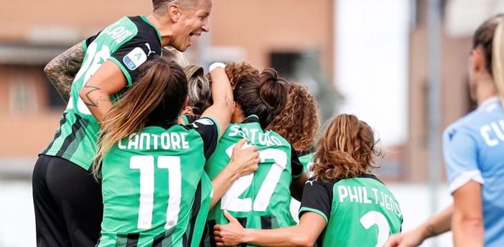 Il Sassuolo batte la Lazio e raggiunge la Juventus in vetta, 1-0 del Milan, ko dell’Inter