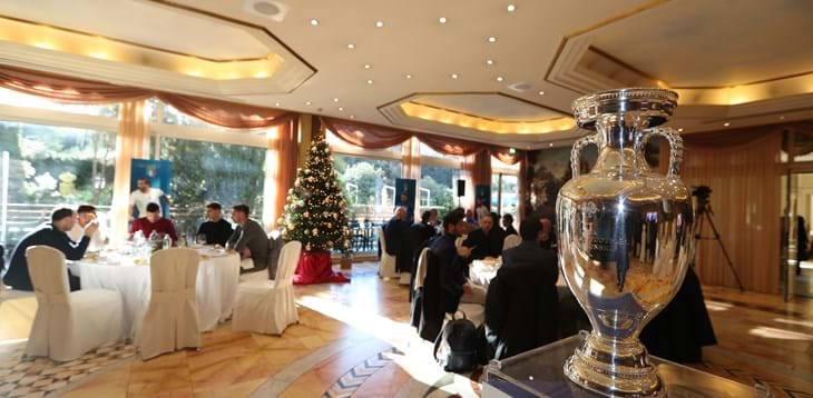 The Azzurri meet in the 'Notti Magiche' hotel to exchange Christmas greetings