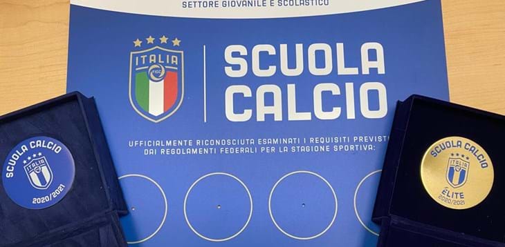 Consegnati i medaglioni federali di Scuola Calcio e di Scuola Calcio Elite all'ASD Bitetto e Istituto Di Cagno Abbrescia