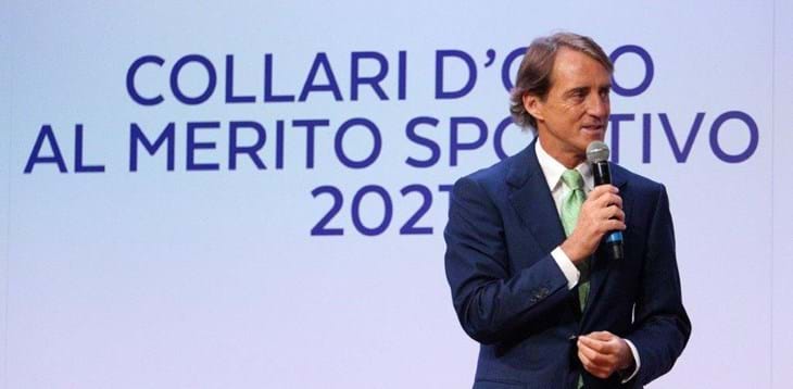 A Mancini la Palma d’Oro al merito tecnico: “Speriamo che il 2022 sia meglio del 2021”