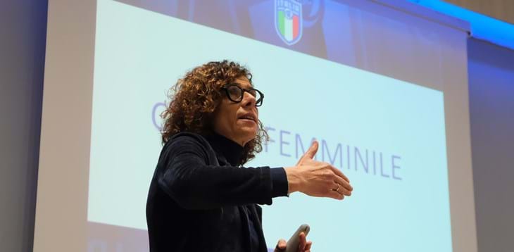 Rita Guarino docente per un giorno al Master Uefa Pro: “Molti sbocchi lavorativi nel calcio femminile”