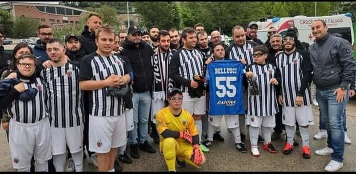 Sabato di emozioni a tinte bianconere per gli atleti dell’Ascoli FS nella seconda giornata del Torneo nelle Marche