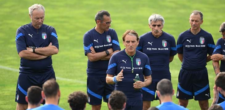 Roberto Mancini announces squad for the Finalissima
