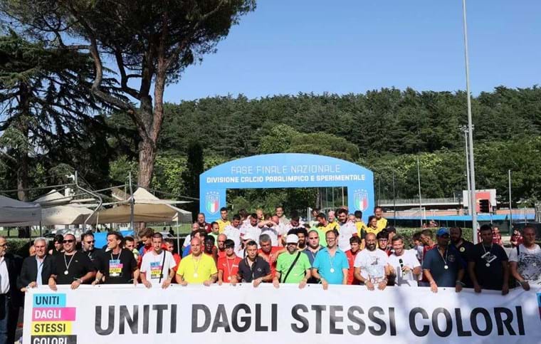 #UNITIDAGLISTESSICOLORI: la DCPS in campo per la campagna antidiscriminazione della FIGC