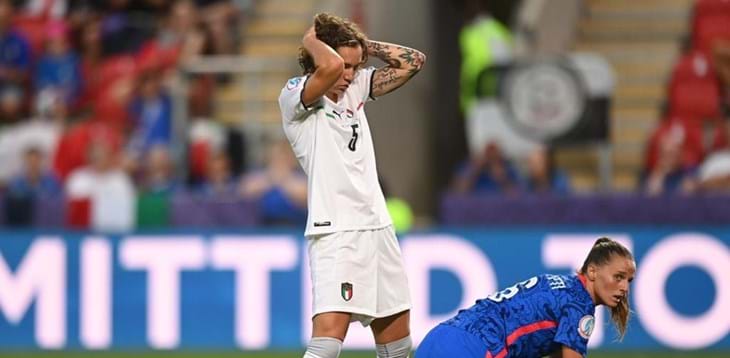 Esordio amaro dell’Italia a Euro2022, Azzurre sconfitte 5-1 dalla Francia