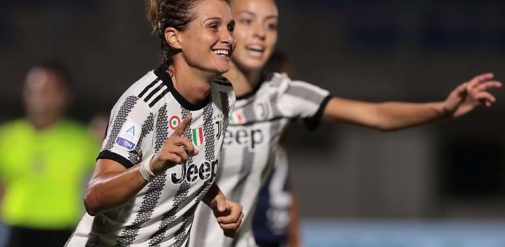 La Juventus batte 6-0 il Como all’esordio, Girelli firma il primo gol nell’era del professionismo