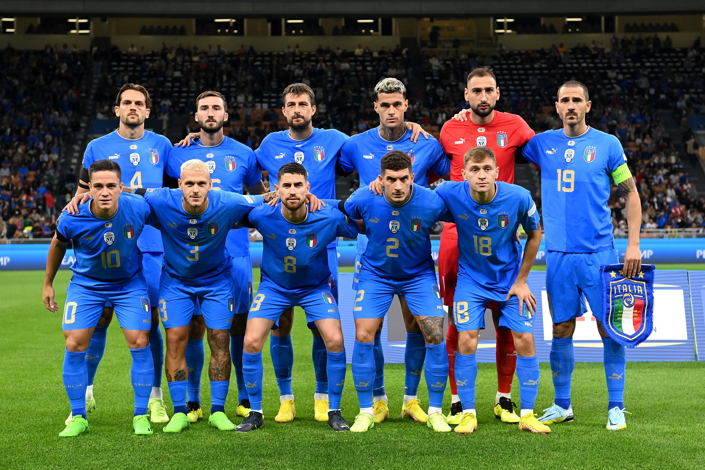 Escuela de posgrado sustracción Dureza A beauty from Raspadori gives Italy victory over England, Azzurri on track  for the Nations League Final Four | FIGC