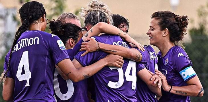Successo Milan in rimonta contro la Samp, crisi Sassuolo: vince la Fiorentina 2-0
