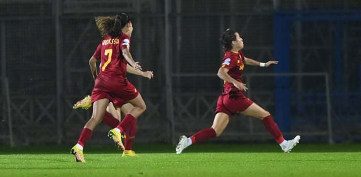 La Roma ferma il Wolfsburg: a Latina è 1-1, Pajor risponde a Giacinti. Ora tocca alla Juve: allo Stadium arriva l'Arsenal