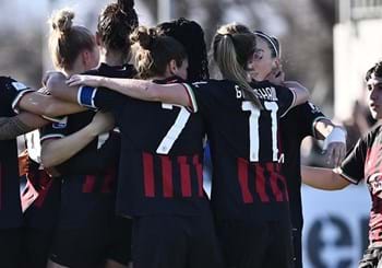 La Roma batte di misura il Como, 2-1 del Milan sulla Juventus, agganciata dalla Viola al 2° posto 
