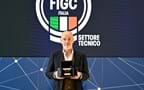Stefano Pioli vince la 31ª edizione della Panchina d'oro: "Sento ancora le emozioni dello scudetto vinto con il Milan"