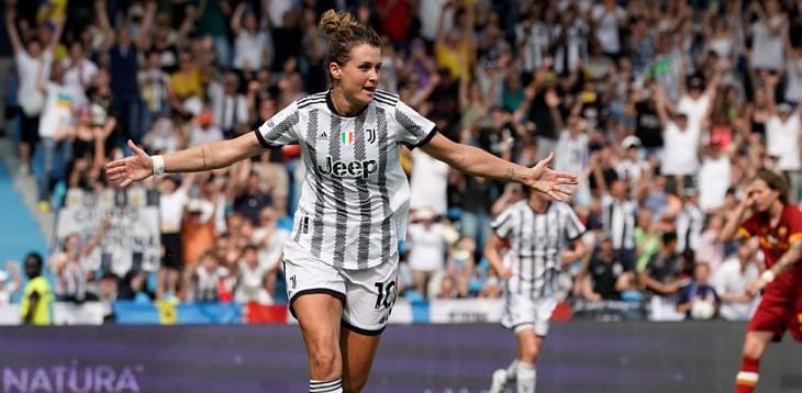 Cristiana Girelli nella ‘Hall of Fame’ del calcio italiano: è la nona calciatrice a ricevere il premio