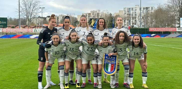 Esordio amaro nel Round 2 di qualificazione all'Europeo: Azzurrine battute 3-1 dalla Francia, non basta il gol di Testa