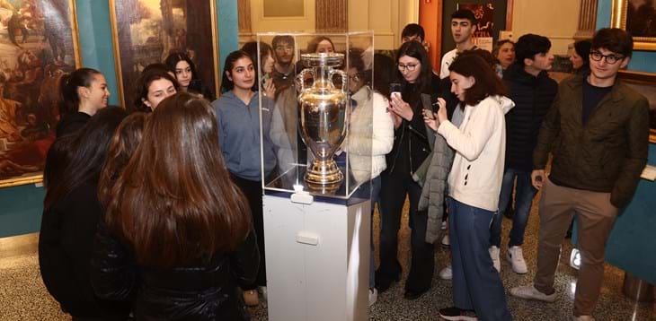 3,650 visitors in three days to 'Sfumature di Azzurro' exhibition in Reggio Calabria