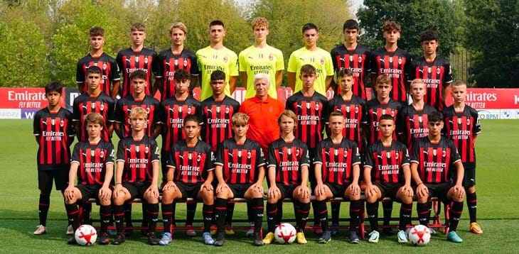 Under 15 Serie A e B, iniziano i quarti di finale: derby lombardo tra Milan e Como. Under 16 Serie A e B, il Napoli fa visita alla Fiorentina