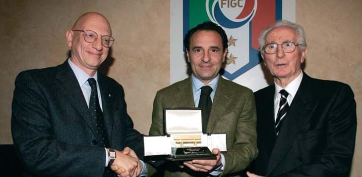 La Panchina d’oro è di Cesare Prandelli: l’allenatore della Fiorentina votato quale miglior tecnico della Serie A 2005/2006