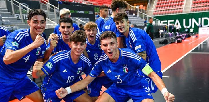 È una bella Italia: gli Azzurrini battono 5-0 la Finlandia e volano in testa al girone