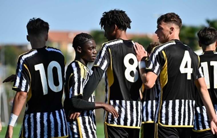 Under 17 Serie A e B, la Juventus ospita la capolista Parma. Under 16 Serie A e B, trasferta ad Ascoli per la Roma campione