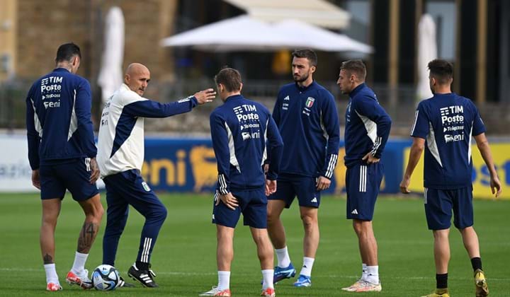 Verso la sfida con l'Inghilterra: la rifinitura degli Azzurri a Coverciano