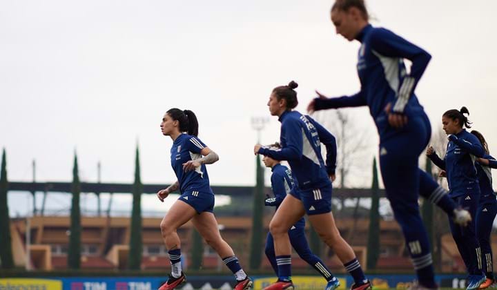 Primo allenamento delle Azzurre a Coverciano