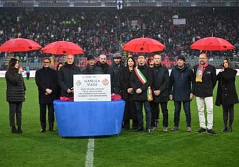 I Distinti dello stadio 'Zini' di Cremona intitolati a Gianluca Vialli. Gravina: "Custodire il suo ricordo per le future generazioni"