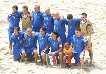 Appuntamento a Copacabana: il beach soccer celebra la Fifa World Cup 2006