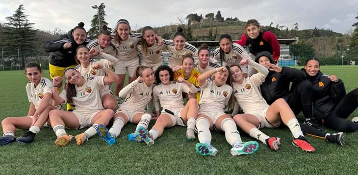 Il derby è del Milan: Cesarini, Stokic e Donolato regalano tre punti alle rossonere. Sette gol della Roma all'Arezzo