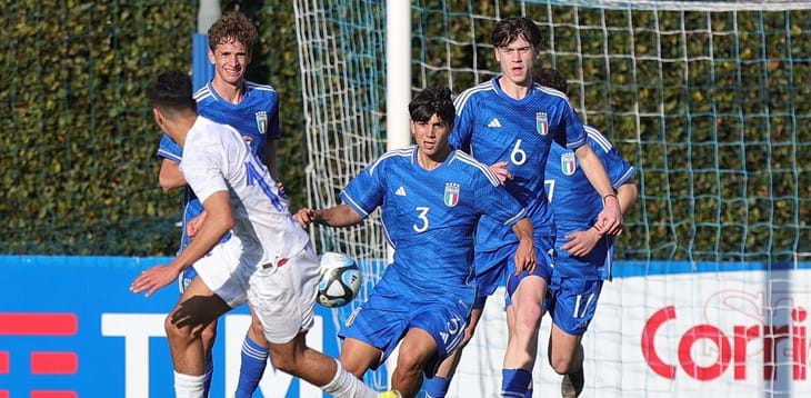 Azzurrini left frustrated by an incident as France edges past 1-0 in Coverciano. Favo: 